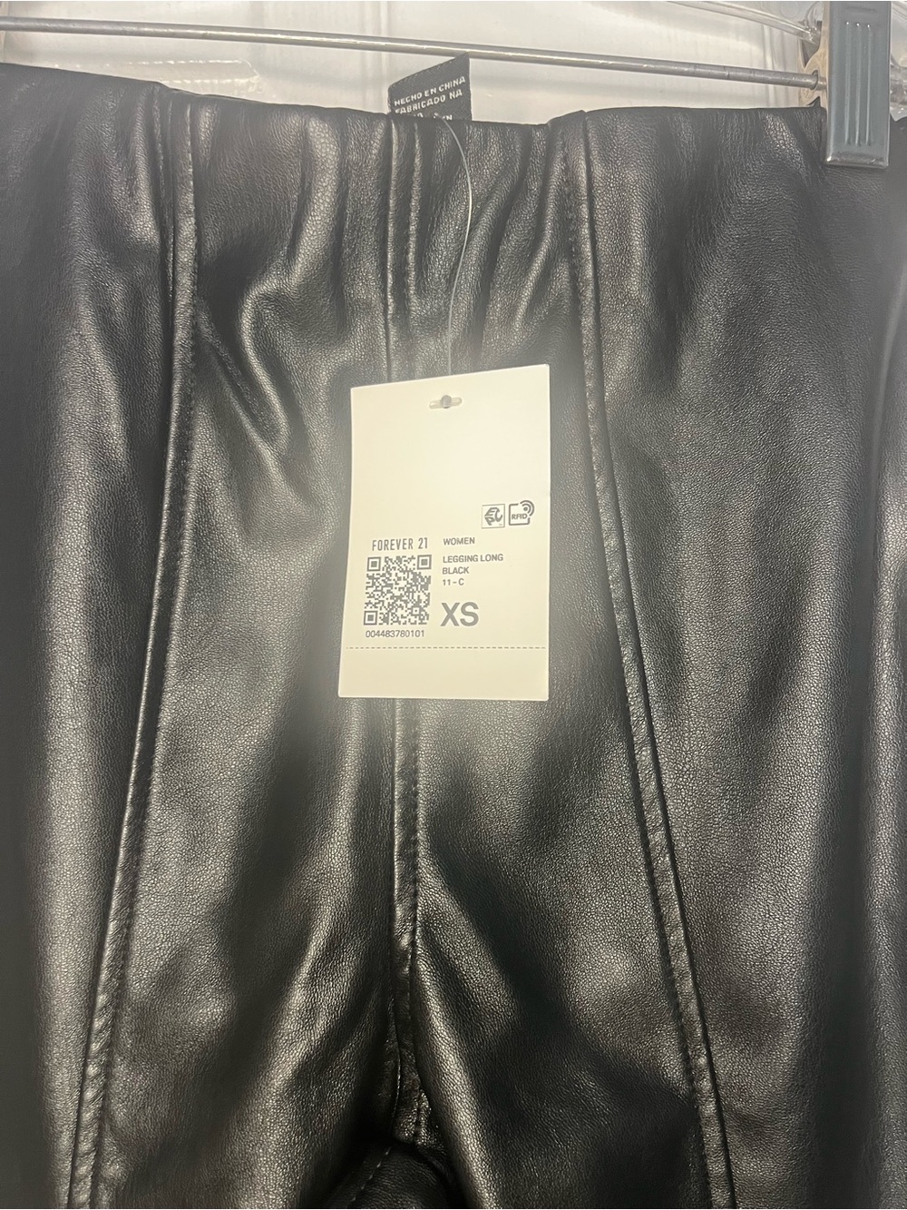 Forever 21 Black Faux Leather Slim Pants - Picture 2 of 9